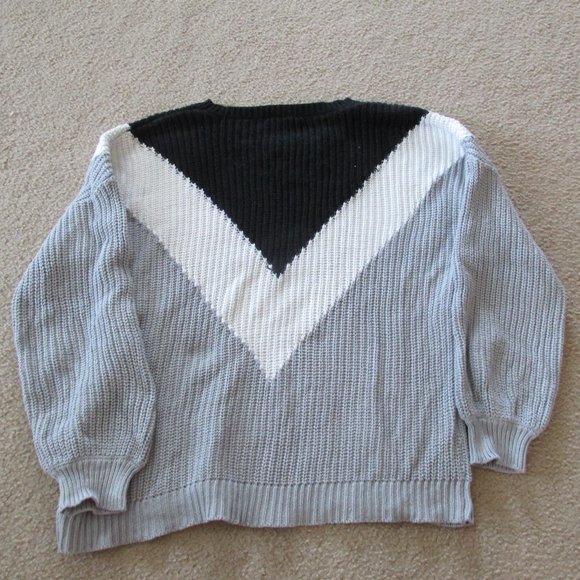 Time and Tru Cable Knit Sweater Womens Large Black Gray White Pullover Shirt Top - Picture 4 of 4